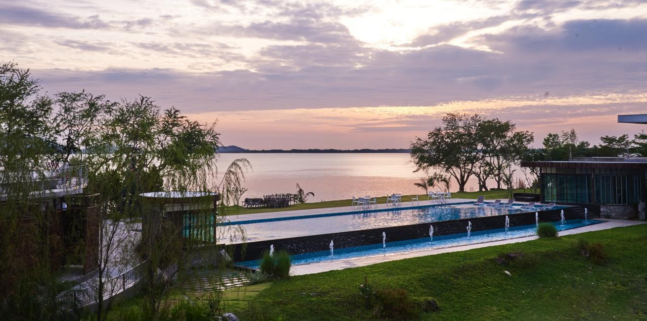 Baan Rim Ao Hotel Чантабури Екстериор снимка
