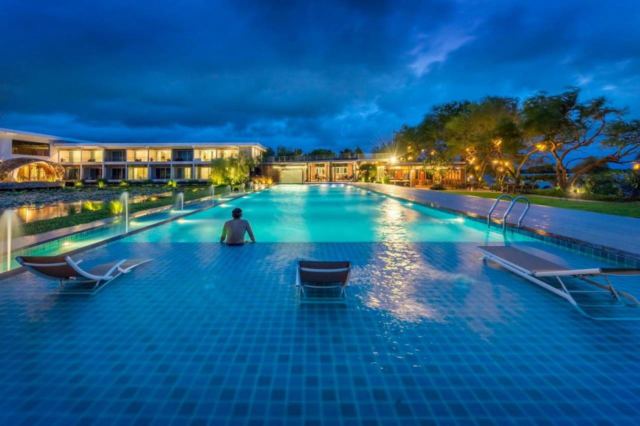 Baan Rim Ao Hotel Чантабури Екстериор снимка