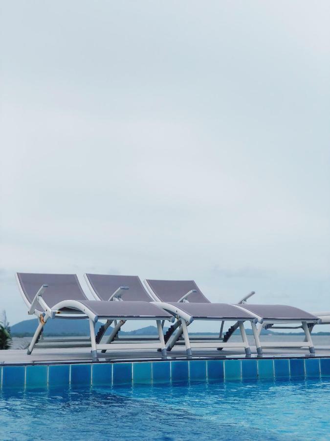 Baan Rim Ao Hotel Чантабури Екстериор снимка