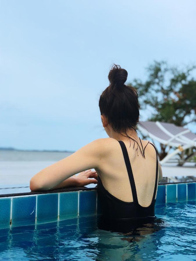 Baan Rim Ao Hotel Чантабури Екстериор снимка